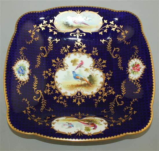 A Coalport scale blue ground eighteen piece dessert service, early 20th century, plates 24cm